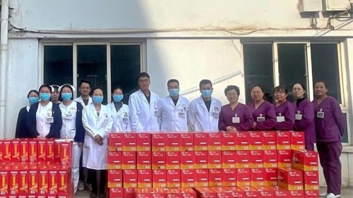 礼遇新春情意浓 佳节福利暖人心 | 医院工会为职工发放春节福利